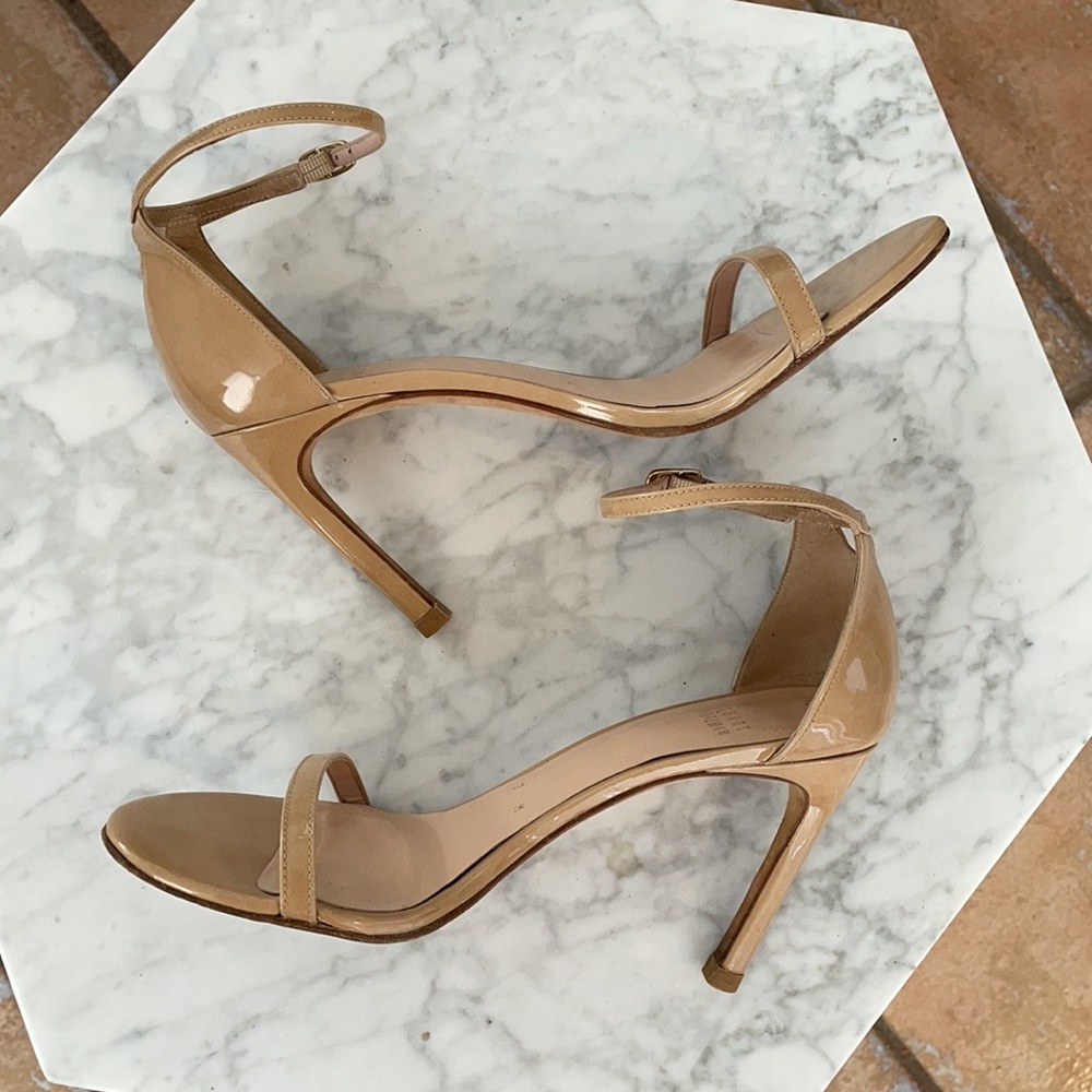 Stuart Weitzman Nudistsong Patent Beige Heels Sandals 7
